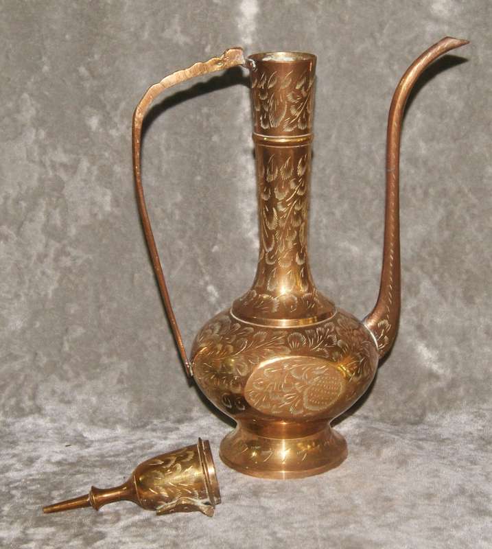 Turkish teapot (lid broken)
