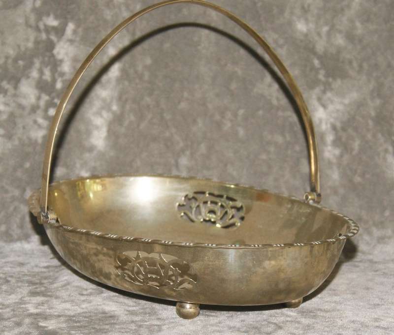 English silver plated pierced pastry serving dish