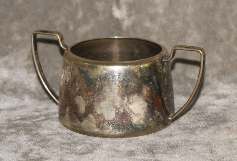 Elkington EPNS hard soldered sugar bowl