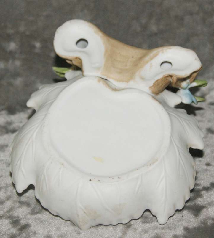 Vintage ceramic red cardinal soap dish