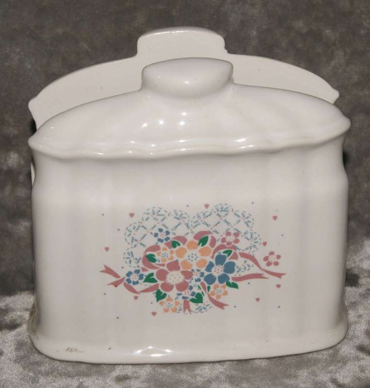Vintage ceramic serviette holder