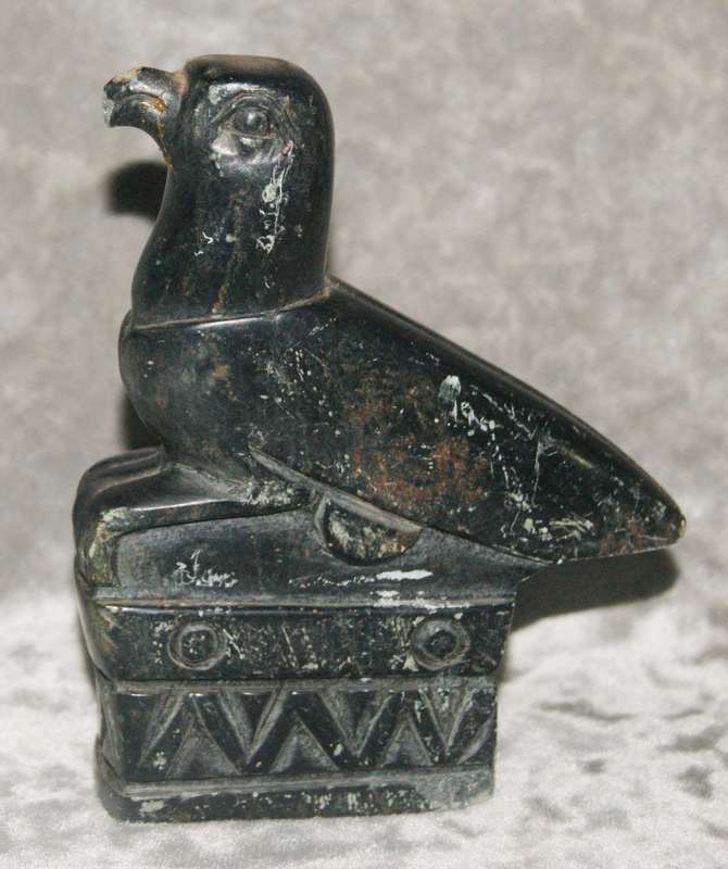 Large soapstone carving "Great Zimbabwe Bird"