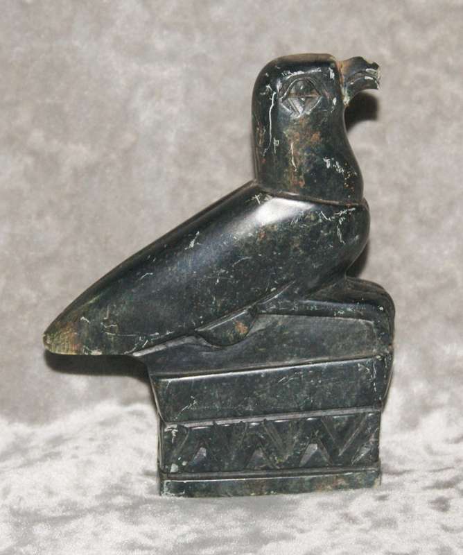 Large soapstone carving "Great Zimbabwe Bird"
