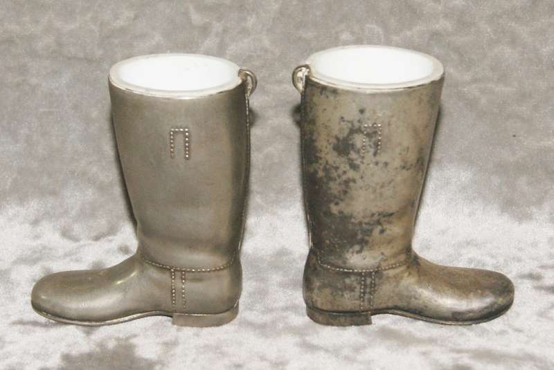 Pair of vintage silver plated tot measure boots 1oz