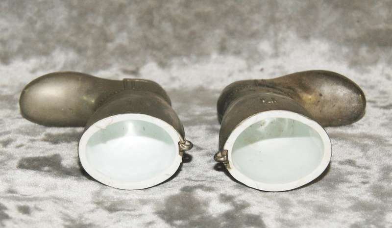 Pair of vintage silver plated tot measure boots 1oz