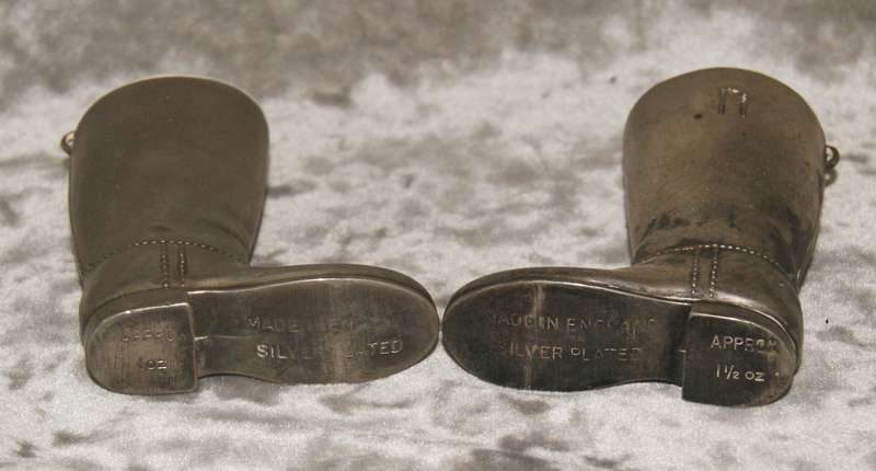 Pair of vintage silver plated tot measure boots 1oz