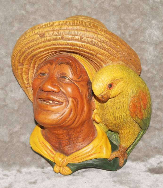 Naturecraft Chalkware head "Bahamian Pal"