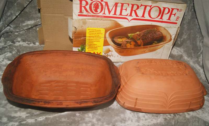 Romertopf Bay 110 clay roasting dish in original box
