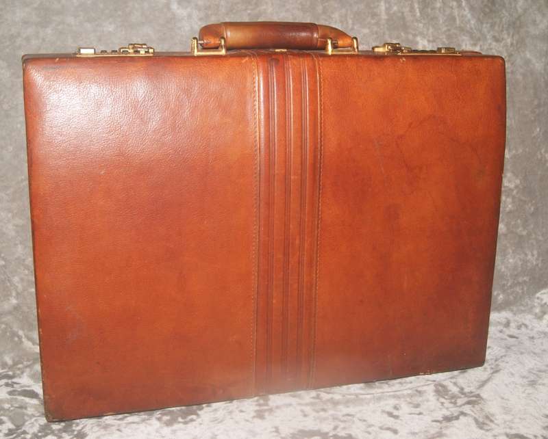 Busby genuine leather briefcase