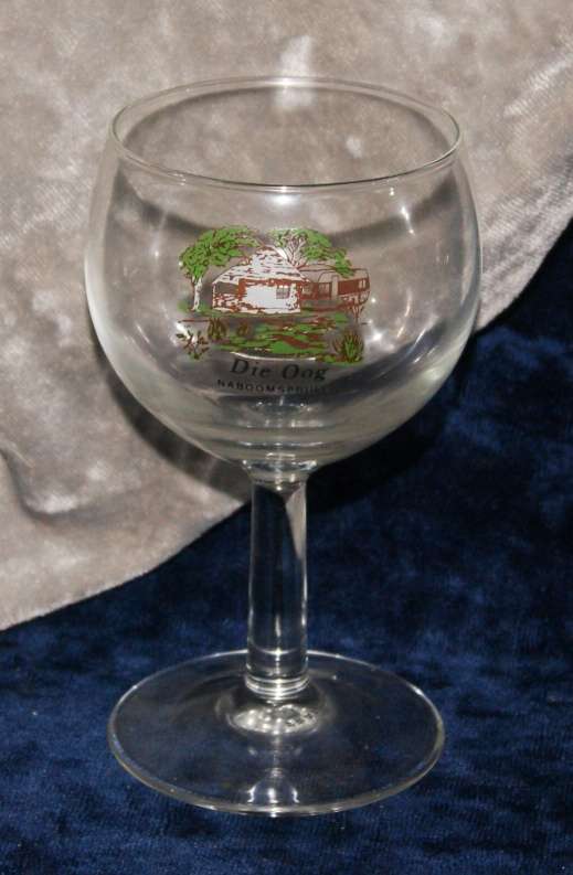 "Die Oog Naboomspruit" white wine glass