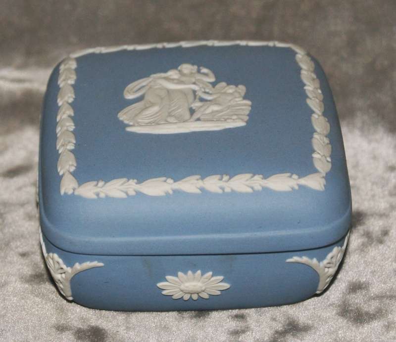 Wedgwood blue jasperware trinket box