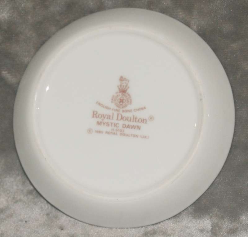 Royal Doulton Mysic Dawn pin dish (2 of 2)