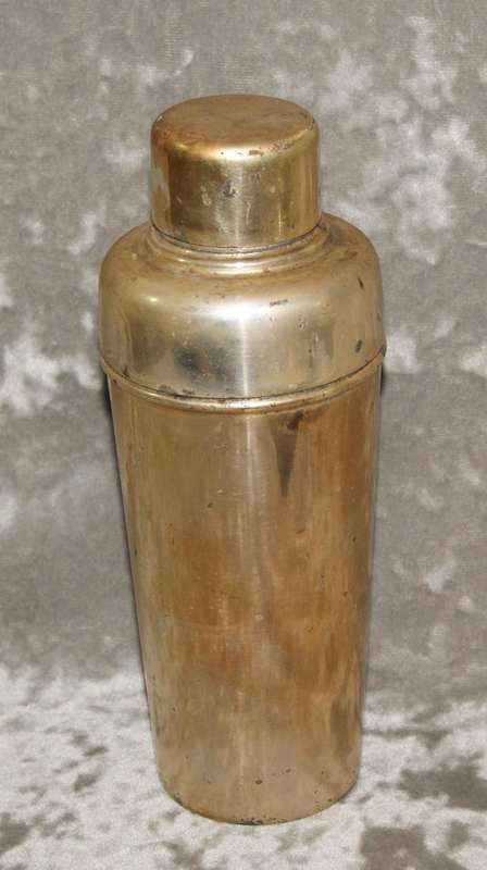 Vintage silver plated cocktail shaker @@ CCRRAAZZYY R1 START