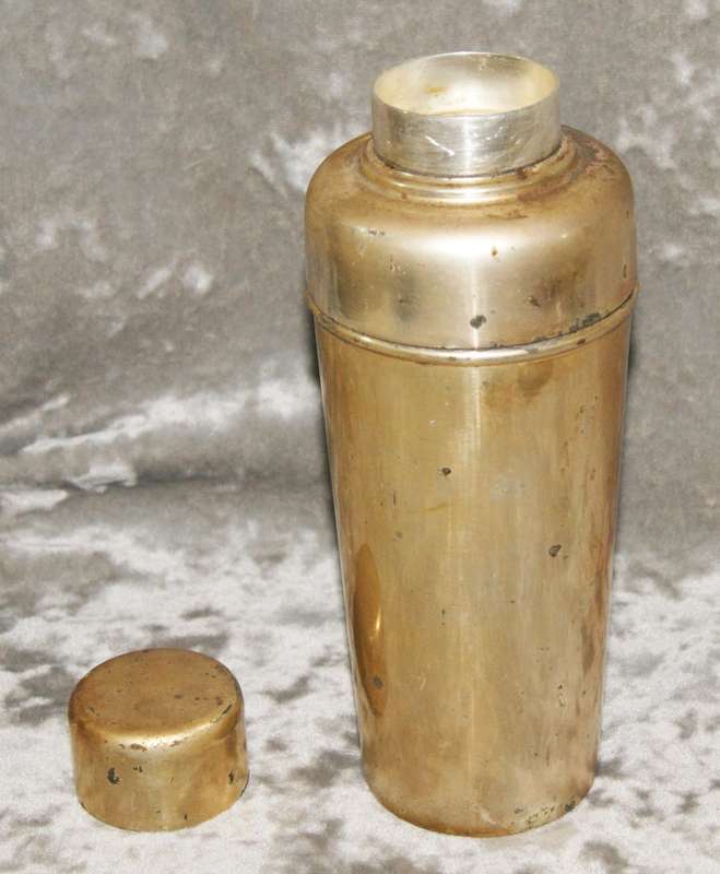 Vintage silver plated cocktail shaker @@ CCRRAAZZYY R1 START