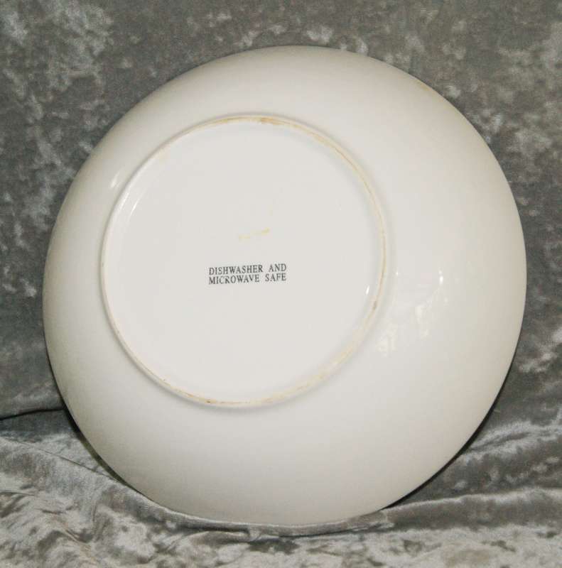 Hand crafted hand painted "Les Olives de Provence" salad bowl