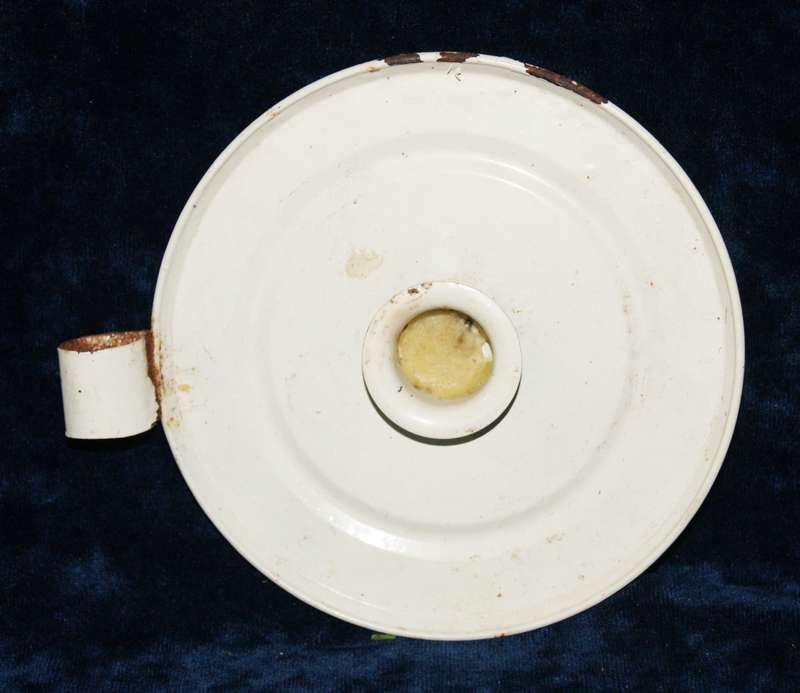 Enamel candle holder