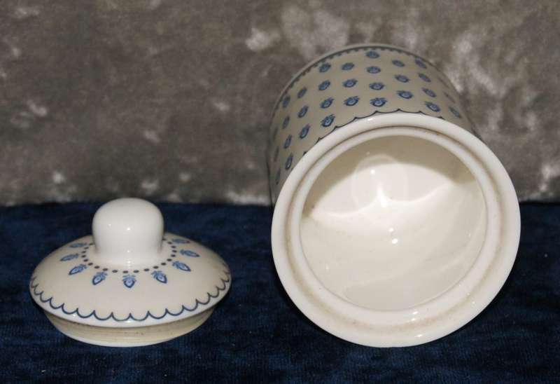 Finecasa "Blue Dream" lidded jar