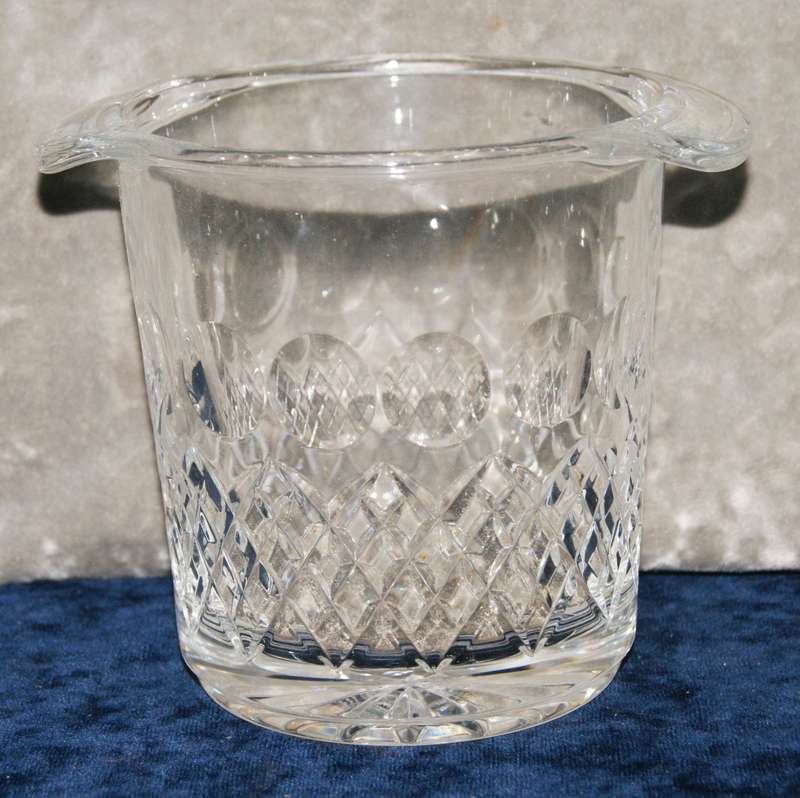 Cut crystal ice bucket