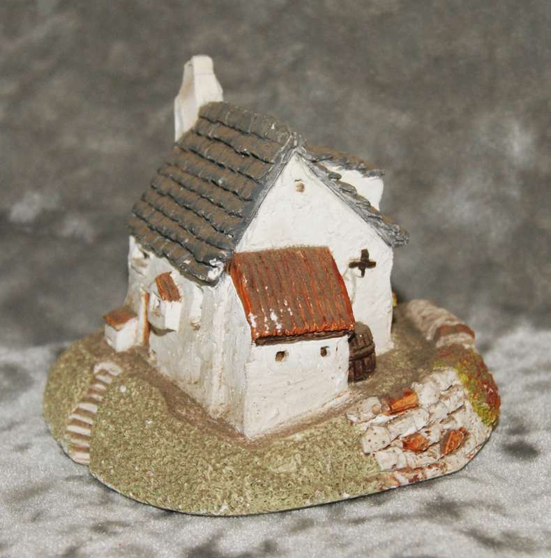Ilkley Fine Arts Cottage Collection "Granny's Cottage"
