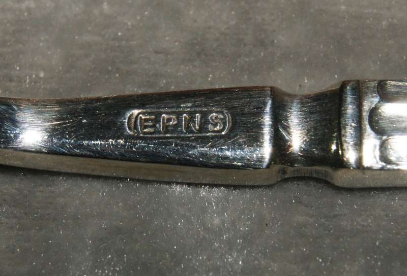 Vintage EPNS fish set in original box