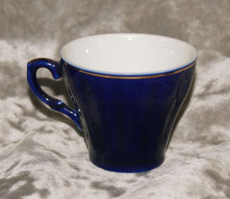 Set of 5 cobalt blue Satsuma style demitasse duo's