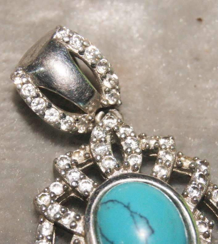 925 Sterling silver, turquoise and CZ pendant (4.2g) @@ CCRRAAZZYY R1 START