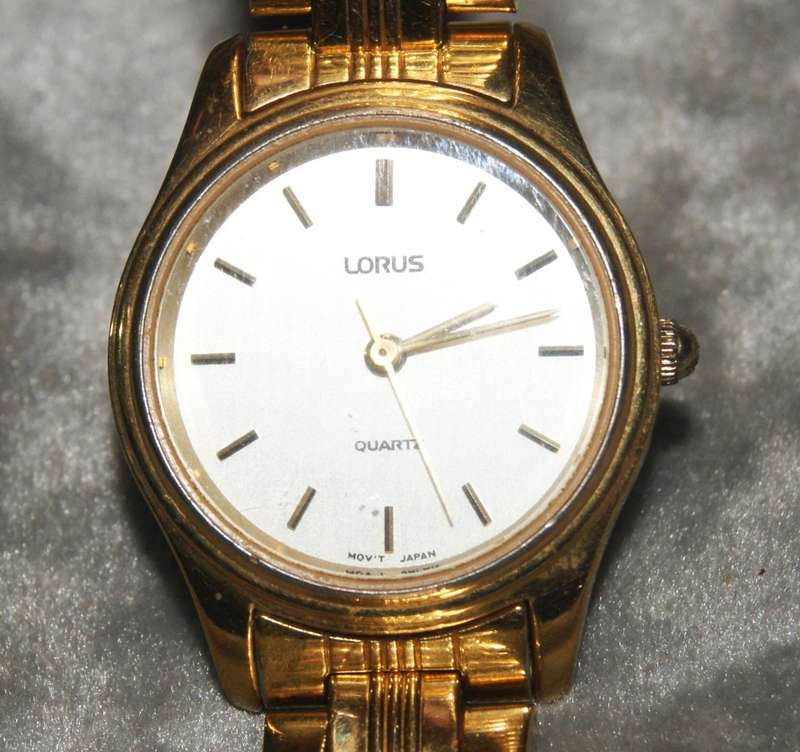 Loris V501 - X019 ladies watch (needs battery)