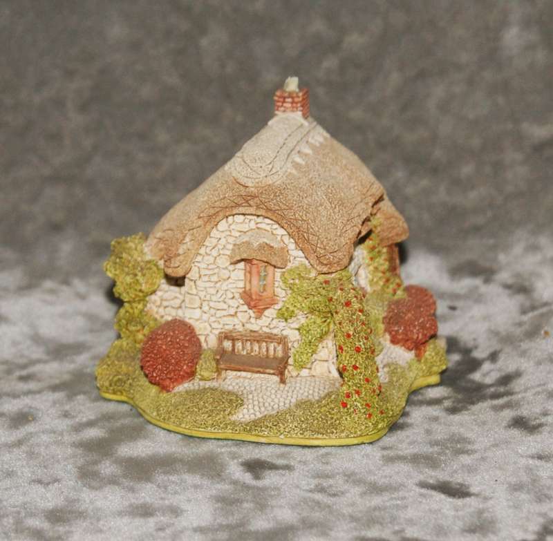 Lilliput Lane "Wight Cottage" in original box