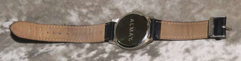 Almay Quartz watch (needs battery) @@ CCRRAAZZYY R1 START