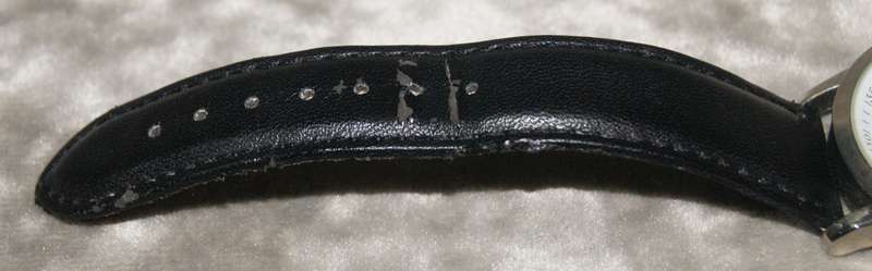 Almay Quartz watch (needs battery) @@ CCRRAAZZYY R1 START