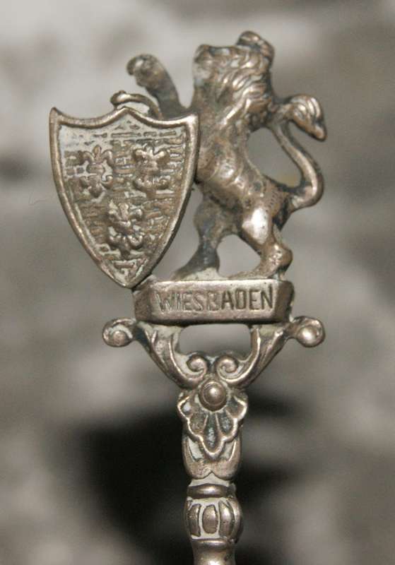 800 Silver Wiesbaden Souvenir Spoon (13.8g) @ R1 start