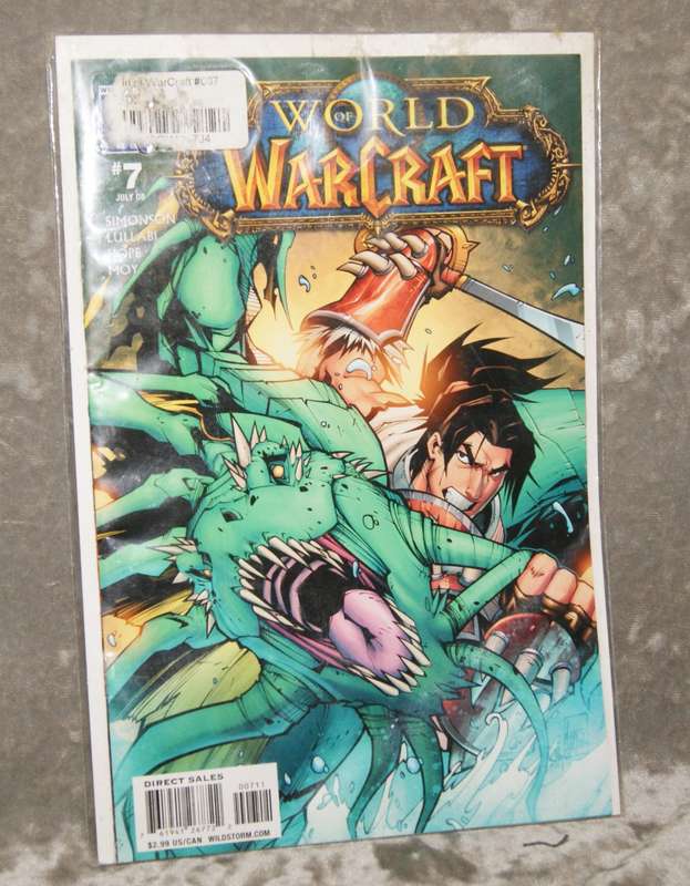 World of Warcraft Expansion Pack and WoW Number 7 Comic Book