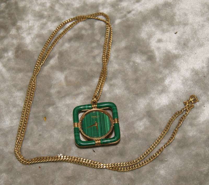 Perfut Quartz Malachite Nurses Watch on Rolled Gold Necklace