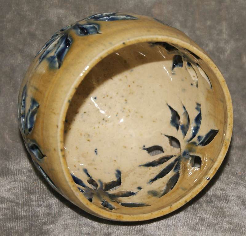 Vintage high gloss pierced votive candle holder @ R1 start