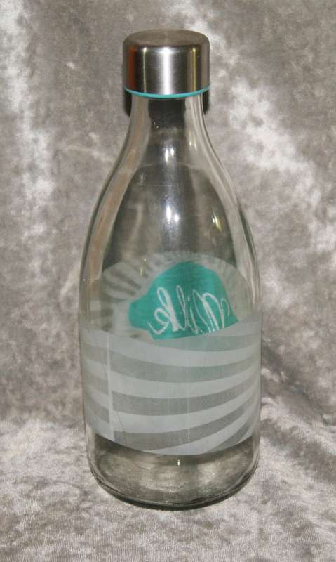 Milk bottle with stainless steel top @ R1 start