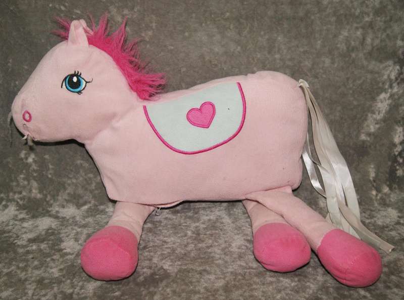 Plush pink unicorn @ Crazy R1 start