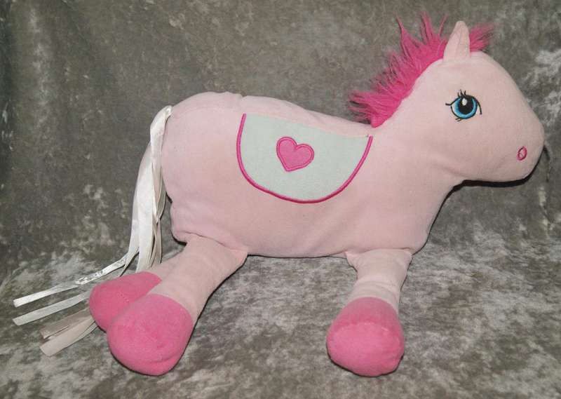 Plush pink unicorn @ Crazy R1 start