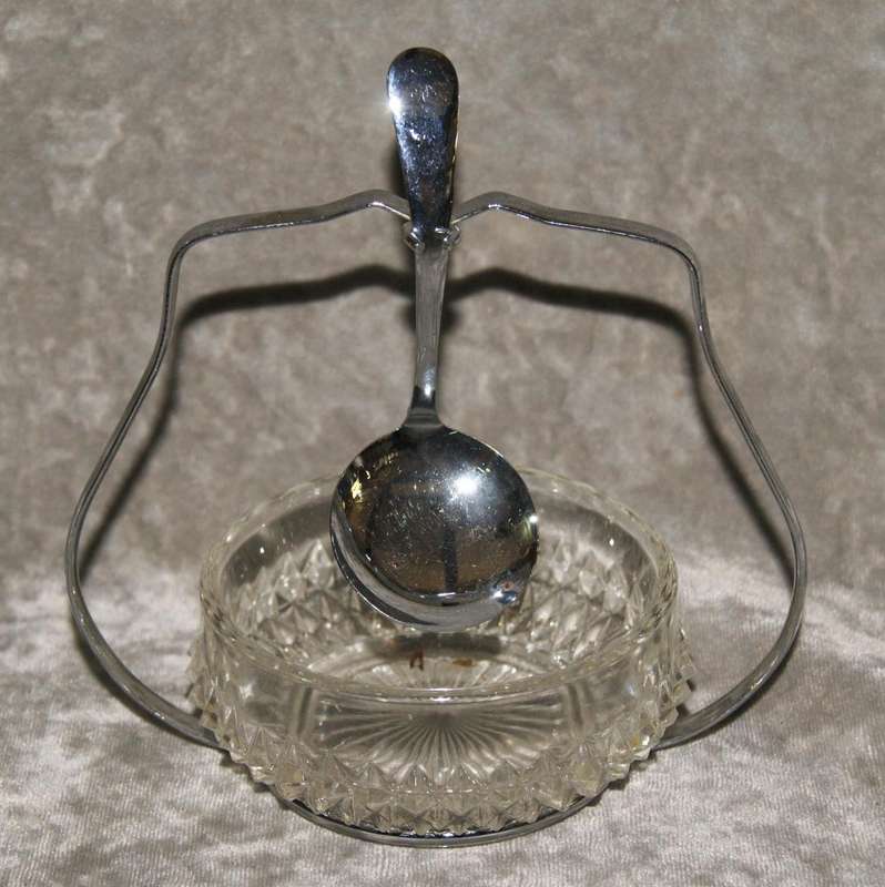 Silver plated and moulded glass sugar bowl with spoon @ Crazy R1 start