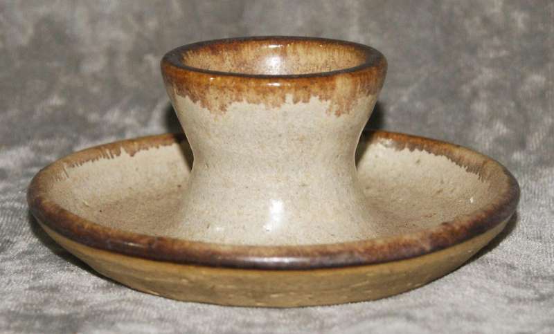 Vintage Eaton pottery egg cup @ Crazy R1 start