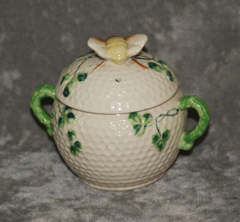 Japanese porcelain honey jar made in Occupied Japan @ Crazy R1 start
