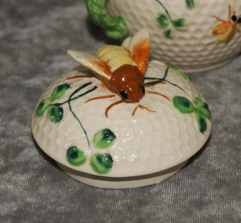 Japanese porcelain honey jar made in Occupied Japan @ Crazy R1 start