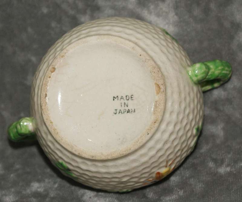 Japanese porcelain honey jar made in Occupied Japan @ Crazy R1 start