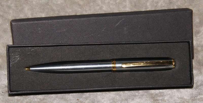 Metal Ball Point pen engraved (Parker refill)