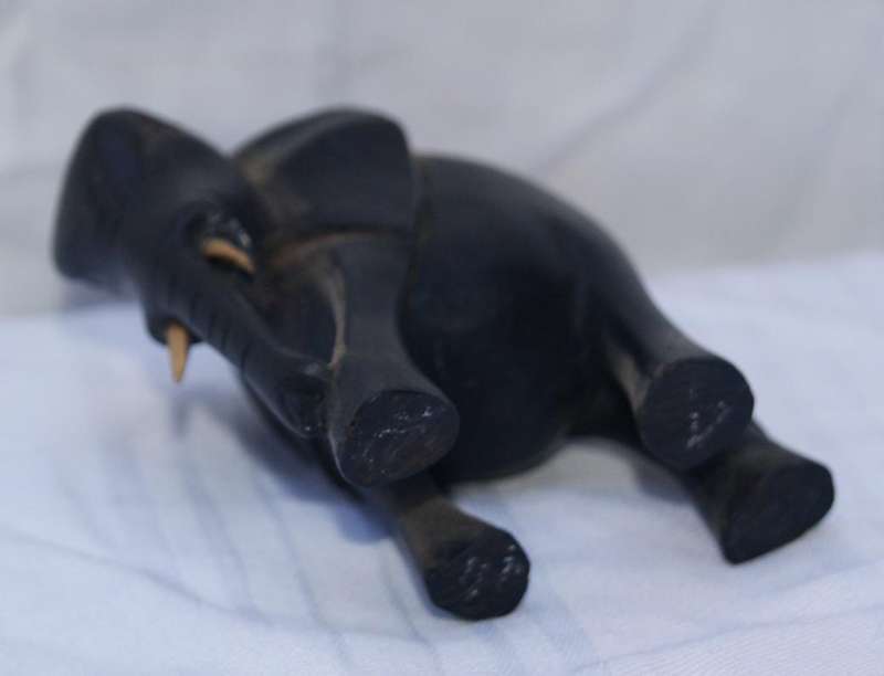 Hand carved ebony elephant @ crazy R1 start
