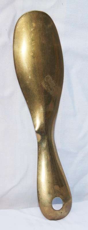Brass shoe horn @ crazy R1 start