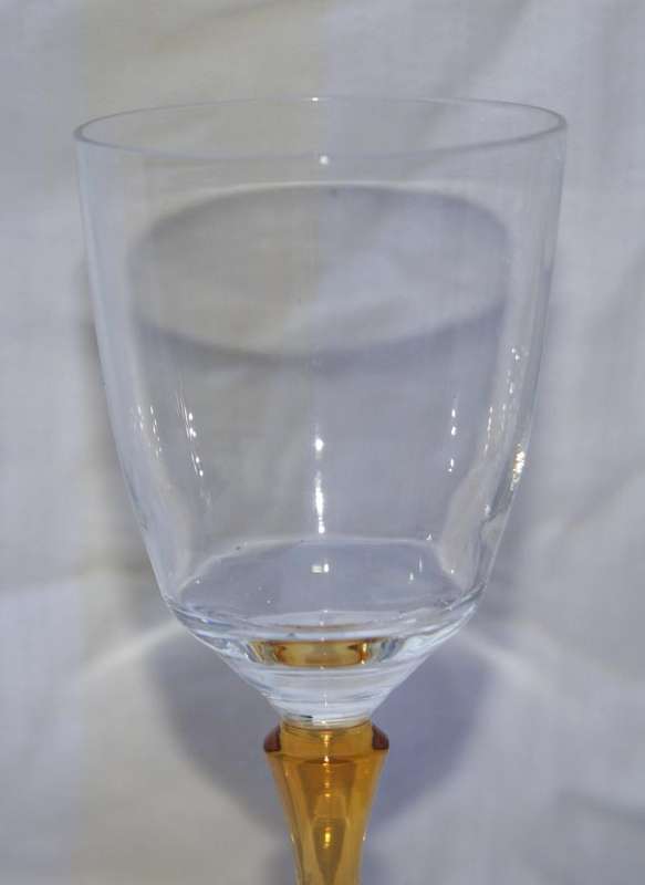Set of 4 amber and clear glass sherry glasses @ crazy R1 start