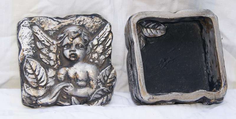 Vintage cherub trinket box @ crazy R1 start