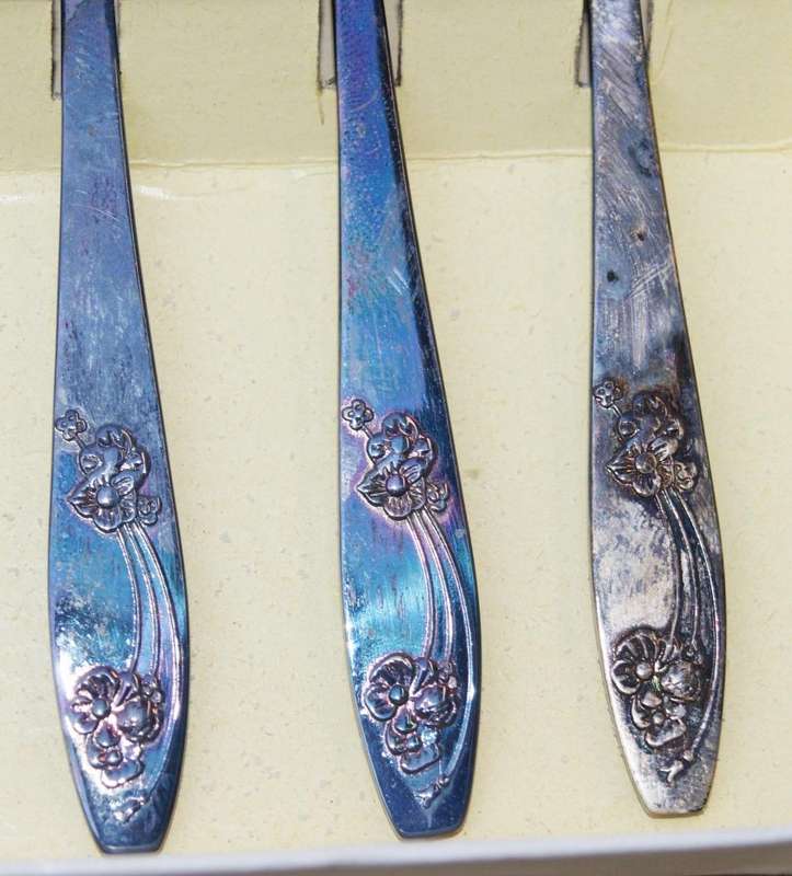 Vintage Priestley and Moore EPNS A1 set of cake forks "Bouquet"