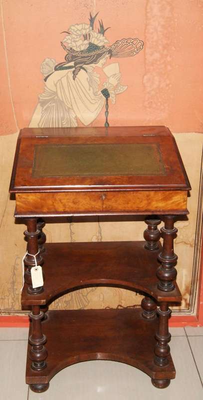 Victorian Burl Walnut Davenport desk