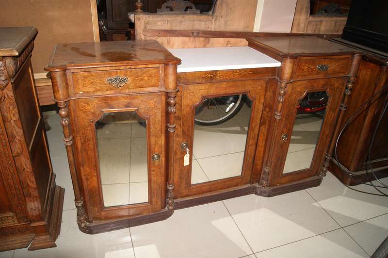 Victorian Inlaid Burl Walnut Breakfront Sideboard / Server with Mirrored Doors